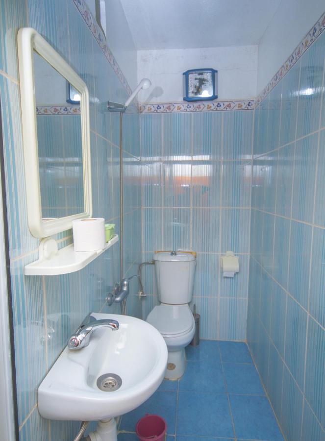 Hotel Touraghine 舍夫沙万 外观 照片
